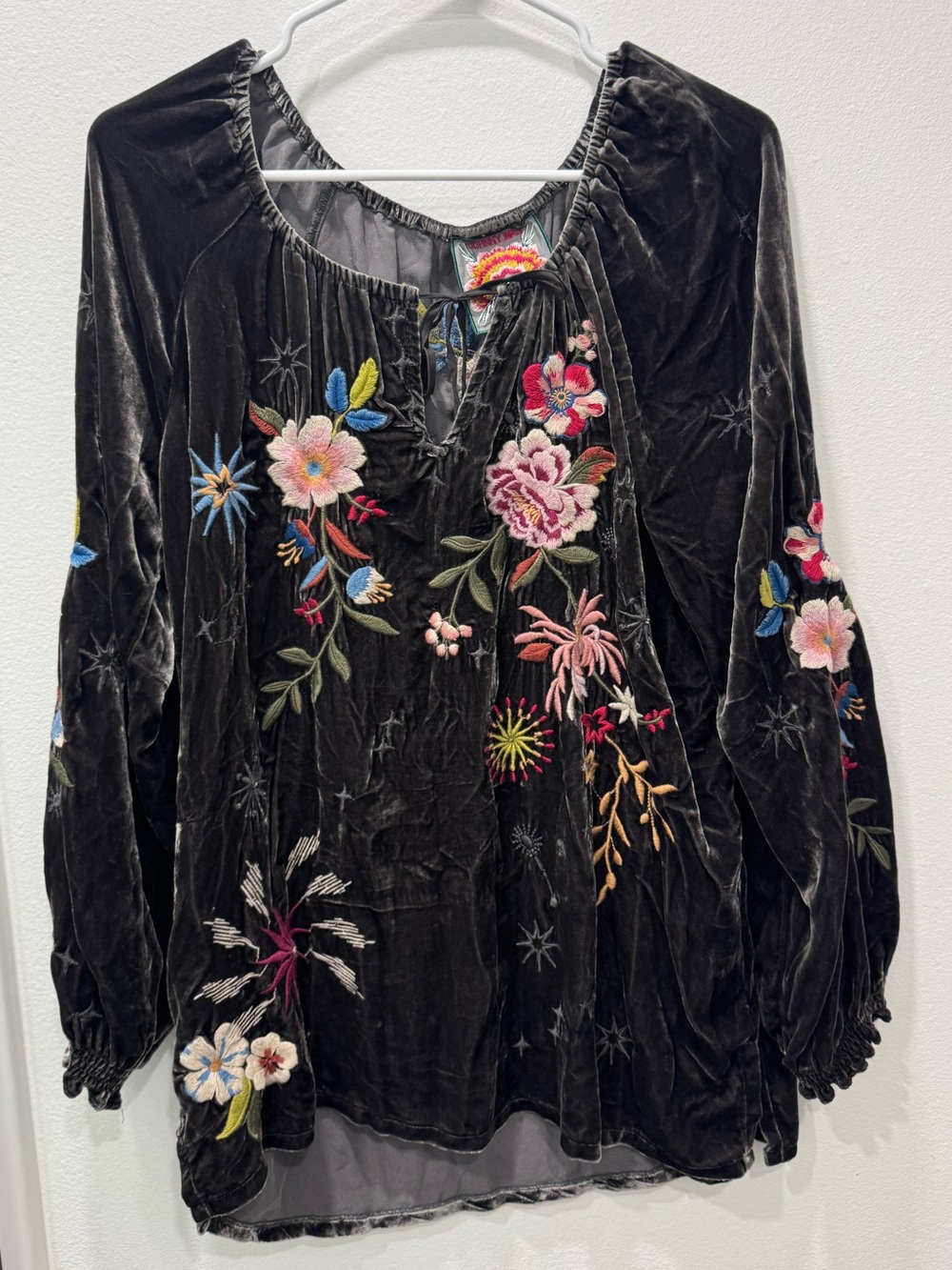 Johnny Was Silk Blend Velvet Floral Embroidered Peasant Blouse Top M